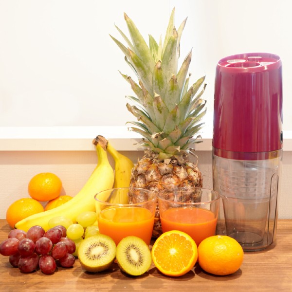 THANKO まるっと栄養摂取！「充電式フレッシュスロージューサーSlim