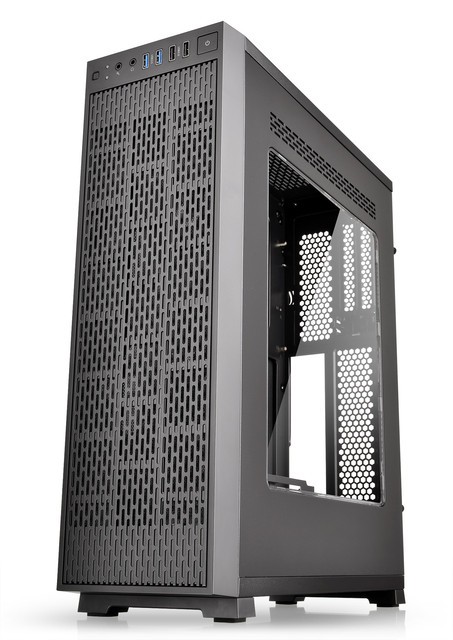 AMD8コアCPU搭載　スリムケースで設置場所を選ばない高性能PC AMD8コアCPU搭載 スリムケースで設置場所を選ばない高性能PC 徹底