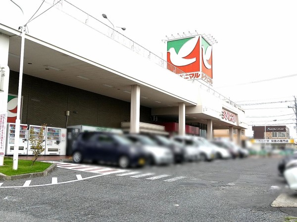 40年間ありがとう 来年秋新装オープン 安積にある ヨークベニマル 安積町店 が一時休業するらしい 新装開店までは店舗西側 仮店舗 にて営業 こおりやま通信 福島県郡山市の地域情報サイト