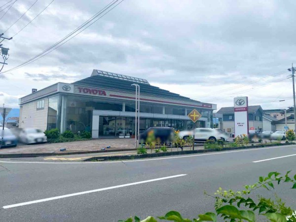 徳間にある 長野トヨタ 若槻店 が閉店するらしい 新車販売は 徳間店 に集約 跡地には中古車販売店 チューカーボックス 徳間店 が 若槻店 として移転オープン予定 ながの通信 長野県長野市の地域情報サイト 徳間にある 長野トヨタ 若槻店 が閉店するらしい 新車販売は 徳間店 に集約 跡地には中古車販売店 チューカーボックス 徳間店 が 若槻店 として移転オープン予定 ながの通信 長野県長野市の地域情報サイト