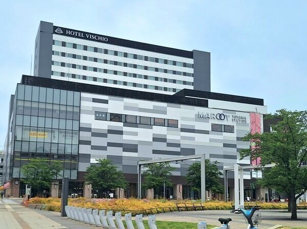 ちょっと早めのクリスマス！『マリエとやま』『とやマルシェ