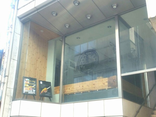 ついに あの話題のチーズドッグのお店が富山に 堤町通りに Cheetah S Sogawa チーターズ総曲輪 なるチーズドッグ専門店がオープンするらしい 富山デイズ 富山県富山市の地域情報サイト