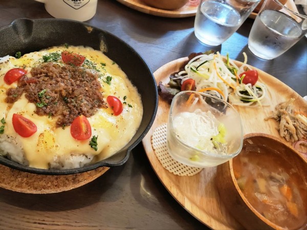 本郷町にオープンしたカフェ『ほんごうの木珈琲ピエロ』で『週替わりランチ』と『スープカレーランチ』食べてみた。 : とやま速報 -  富山県富山市の地域情報サイト