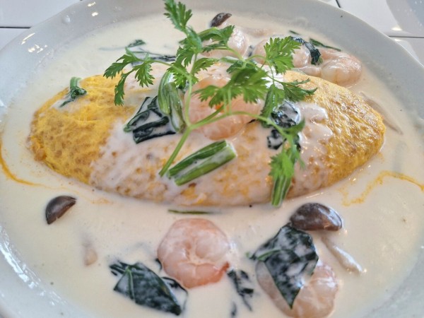 富山市掛尾町にオープンしたオムライス店『OMU.OMU（オムオム）』で