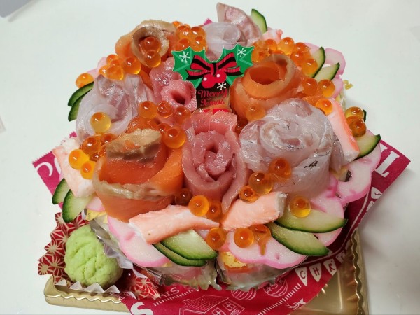 19トミ子のクリスマス きせつ料理なるみ の ケーキ寿司 神戸亭 の とり足からあげ シャトレーゼ の クリスマスケーキ 買ってみた 富山デイズ 富山県富山市の地域情報サイト