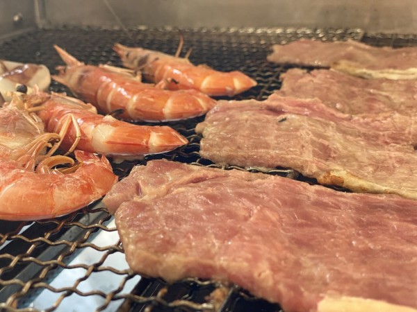 夏だ 海だ 海の家で手ぶらでbbq 中央区関屋浜にある海の家 光海亭 こうかいてい で Koukaitei q 21 Summer スタート 通常営業8月末まで にいがた通信 新潟県新潟市の地域情報サイト