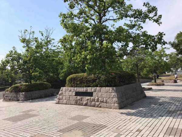 今が見頃 西区寺尾にある 寺尾中央公園 の バラ園 で 薔薇 を愛でる にいがた通信 新潟県新潟市の地域情報サイト