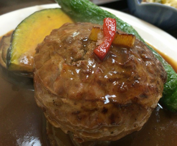 西区小針にある定食屋さん ごはんや橘 たちばな で絶品日替定食 ハンバーグと野菜のドミソース 食べてみた にいがた通信 新潟県新潟市 の地域情報サイト