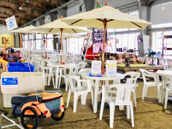 期間限定出店中 新潟市夏の風物詩が冬バージョンに 万代島 大かま にオープンした 萬代橋サンセットカフェ In 大かま に行ってみた にいがた通信 新潟県新潟市の地域情報サイト