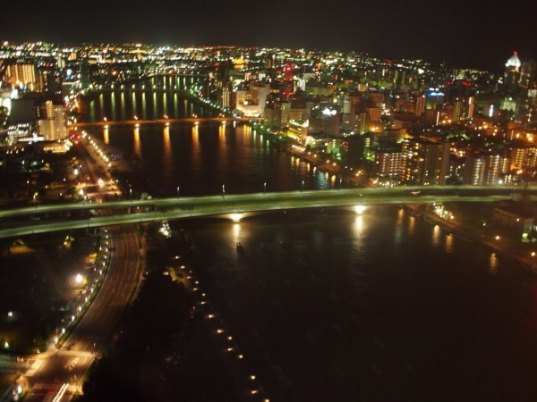 クリスマス限定 新潟の夜景をヘリコプターで楽しむ クリスマスナイトクルージング Christmas Night Cruising なる新潟空港離着陸の遊覧飛行があるらしい にいがた通信 新潟県新潟市の地域情報サイト