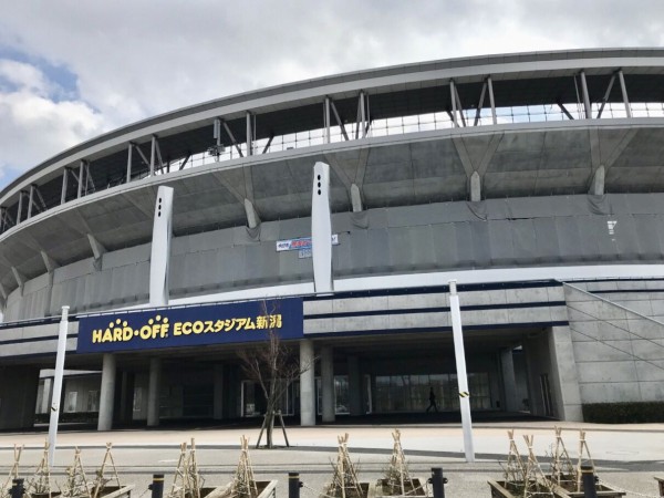 夏の恒例イベント 音髭 が3年ぶりにエコスタへ帰ってくる チケット発売開始 Hard Off Ecoスタジアム新潟 で 音楽と髭達 開催決定 8月27日 にいがた通信 新潟県新潟市の地域情報サイト