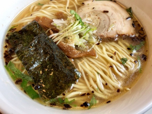 江南区横越川根町にオープンした ラーメン屋モン吉 もんきち で 醤油ラーメン と 塩ラーメン 食べてみた 元 ぽんつく 元々 ぴか一 だったところ にいがた通信 新潟県新潟市の地域情報サイト