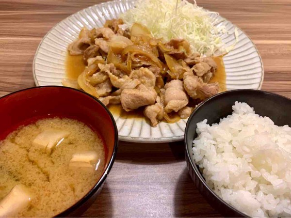 東区上木戸にある 白豚 木戸店 はくと で 生姜焼き定食 メンチカツ定食 食べてみた にいがた通信 新潟県新潟市の地域情報サイト