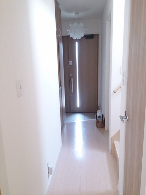 小さな我が家の玄関で スリッパ置場を考える いつでも Home Powered By ライブドアブログ 小さな我が家の玄関で スリッパ置場を考える いつでも Home Powered By ライブドアブログ