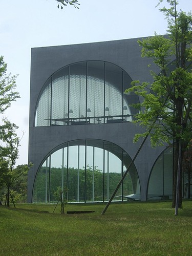 多摩美術大学図書館 岩 崎 建 築 研 究 室 日 誌