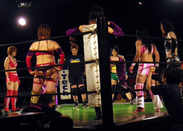 栗原あゆみ　切り抜き　女子プロ通信　2009年9月30日号　No.9　野崎渚 WAVE＠新宿 「catch the WAVE 2011 FINAL」 : いざプロレス観戦記