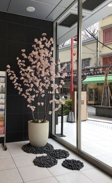 桜装飾 ホテルエントランスにて桜装飾 いずみえん 桜装飾 ホテルエントランスにて桜装飾 いずみえん