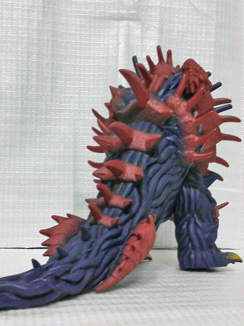 値下げします。ヤマタノオロチ　大型フィギア　　ウルトラマン　怪獣 ウルトラ怪獣DX 超大魔王獣マガタノオロチ : 玩具神殿