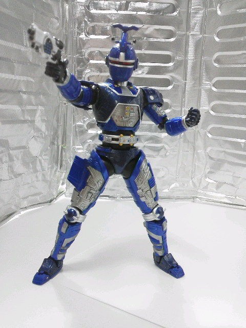 フィギュアーツ 重甲ビーファイター ブルービート 武装 アクション編 玩具神殿 トイズモビーレ