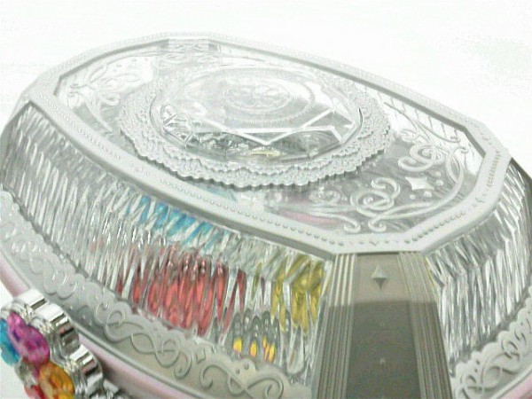 フレッシュプリキュア 幸せのククローバーボックス 玩具神殿 トイズモビーレ