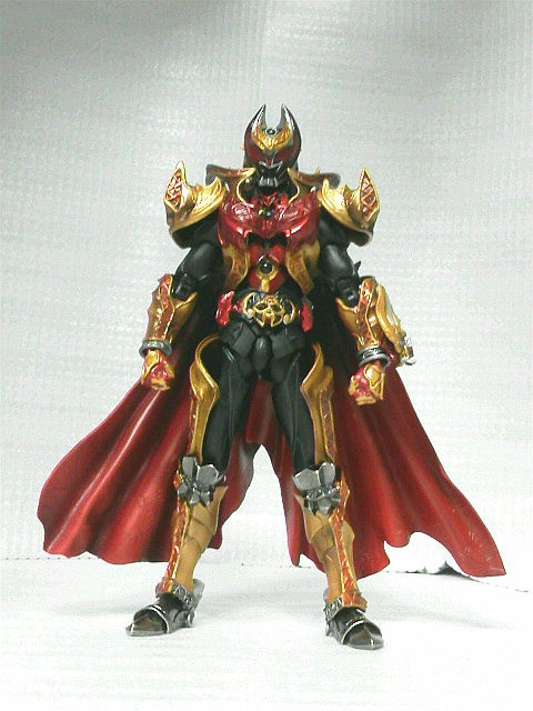 SIC 仮面ライダーキバ エンペラーフォーム パート1 : 玩具神殿