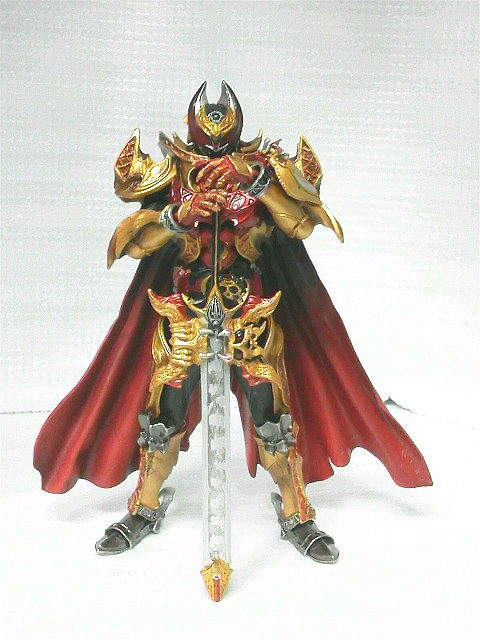 SIC 仮面ライダーキバ エンペラーフォーム パート2 : 玩具神殿