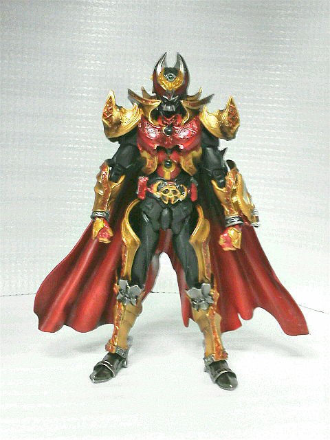 SIC 仮面ライダーキバ エンペラーフォーム パート1 : 玩具神殿