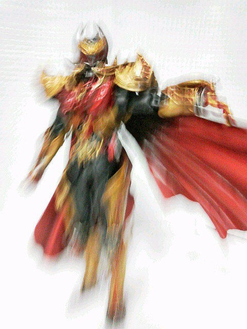 SIC 仮面ライダーキバ エンペラーフォーム パート1 : 玩具 SIC 仮面ライダーキバ エンペラーフォーム パート1 : 玩具