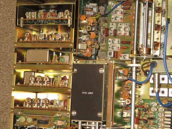 FT-301 電源回路のコンデンサーとチョークコイルが焼損 : de