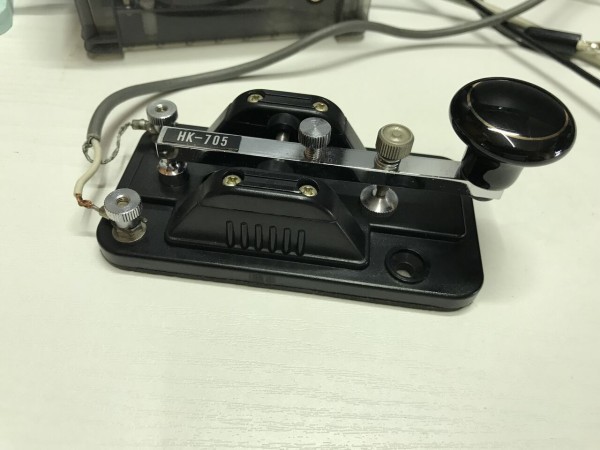 HI MOUND ハイモンド 縦振り 電鍵 テレグラフキー HK-702