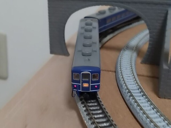 KATO＋Tomix混結】強引にリニューアルした14系座席車を走らせてみる