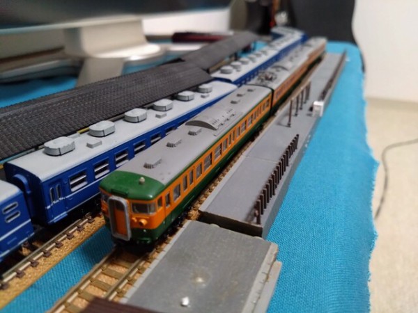 おやすみ前の115系・今日も定時運行！！【KATO115系旧製品