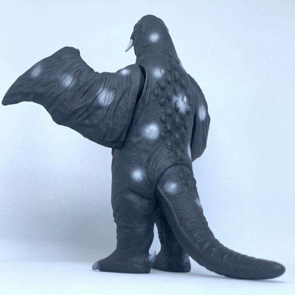 完成‼︎ 冷凍怪獣ペギラ[レッドマンver.] 〜円谷プロ60周年記念
