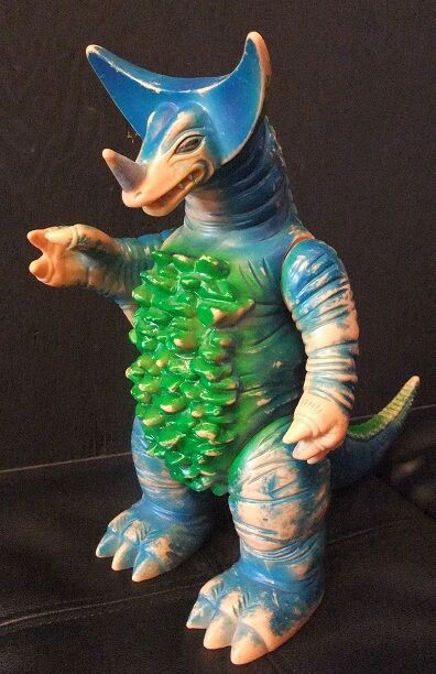 ブルマァク ジャイアントゴモラ 31G ブルマァク 復刻 ジャイアント