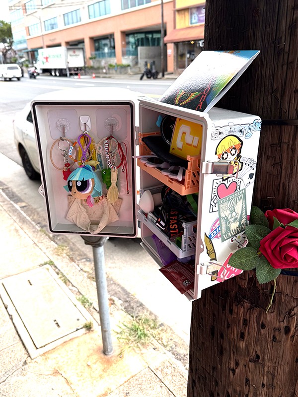 ハワイの街角で宝探し！カイムキの「TRINKET BOX」で小さなアロハを物