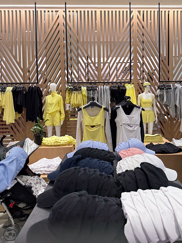 ハワイで買い物】アラモアナのalo yogaで衝撃！円安で日米の価格が逆転