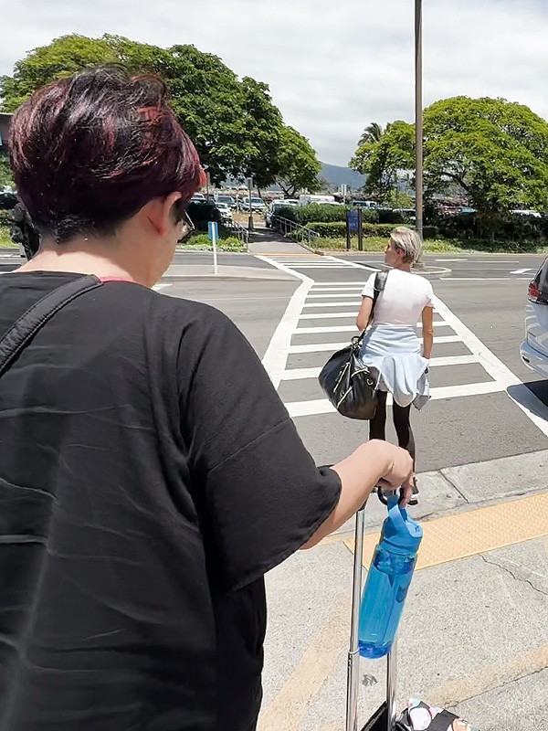 ハワイ島でレンタカーを借りました。我が家は毎回Hertz Rent a Carなの