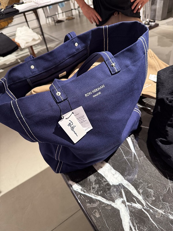 ハワイ限定】ロンハーマン ワイキキのトートバッグを購入｜サイズ感と
