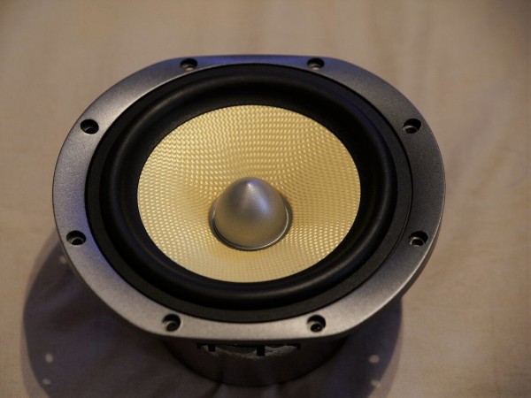 B&W DM600 S3 今昔物語 : On Age Audio