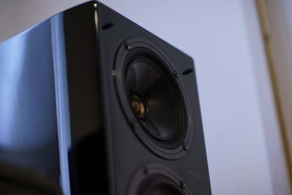Monitor Audio PL100 : On Age Audio