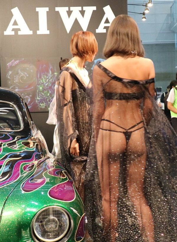 東京オートサロン　透けTバック　LISA さん RQ【東京オートサロン】キャンギャル、エロ衣装！透け透けの下はTバック : 今日のパトロール日誌