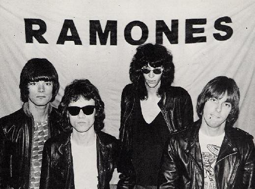 ジョジョ あ そろそろジョジョのスタンド名になって出てきそうだな って思うバンドあげていけ ジョジョまとめっ