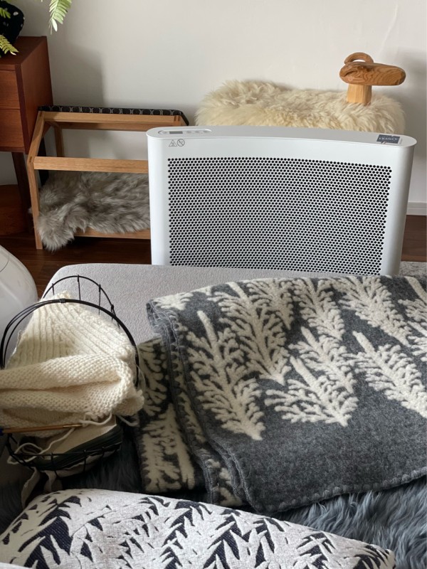 フランス製「CAMPA」のパネルヒーターが届いた♪ ポカポカ気持ちが良い