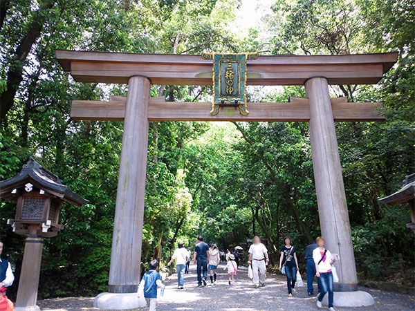 不思議体験がとまらない 超超超パワースポット大神神社と三輪山登拝 旅の途中から Our Story Goes On