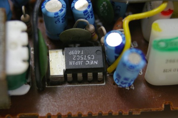 シーズン到来！Eスポ交信多数　動作品　ソニー【ICB-670】8ch 500mw シーズン到来！Eスポ交信多数 動作品 ソニー【ICB-670】8ch