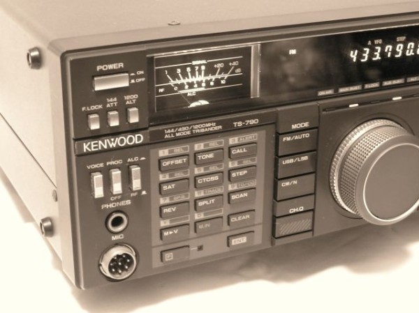 KENWOOD TS-790 パワー出ない : JHGのブログ