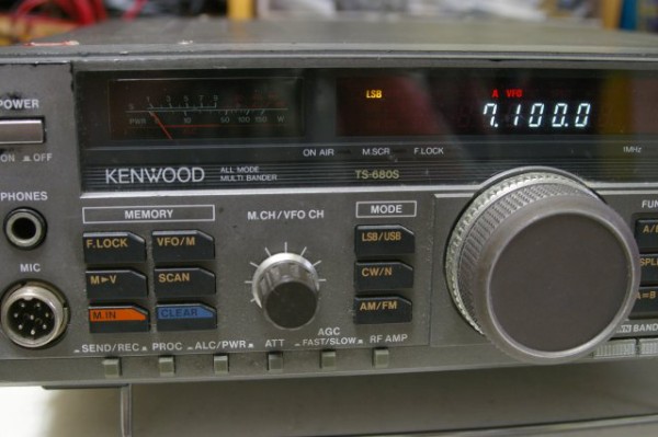 KENWOOD　TS-680V 電源ケ-ブル付き【管理89】 TS-680Vを使い倒す(7) 電源投入時の機能設定 | Active Shack