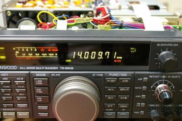 ケンウッド　TS-690 RigPix Database - Kenwood/Trio - TS-690S