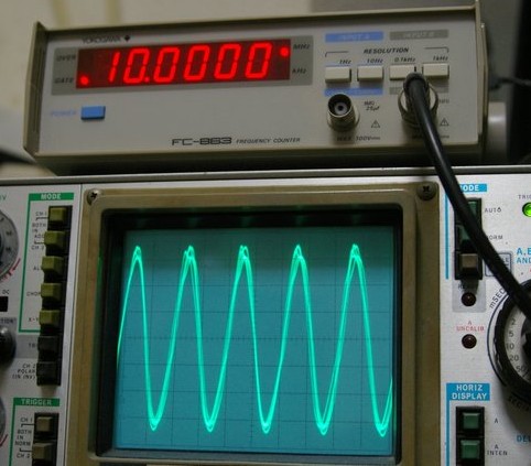 GPSロック 10Mhz 基準信号発生器 : JHGのブログ