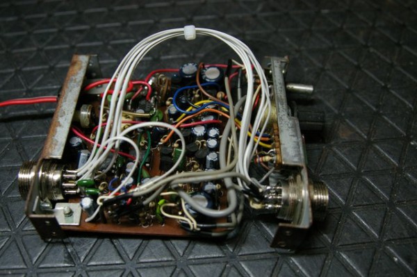 ダイワ DAIWA ES-880 エコーチェンバー 動作確認済み ダイワ DAIWA ES-880 エコーチェンバー 動作確認済み